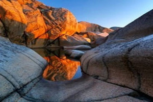 Bilde av Holmer, svaberg og jettegryter